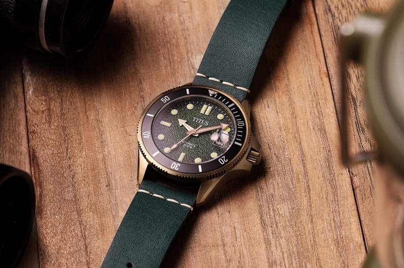 鐵達(dá)時Solvil et Titus Valor腕表結(jié)合經(jīng)典、復(fù)古、運動感-復(fù)刻表