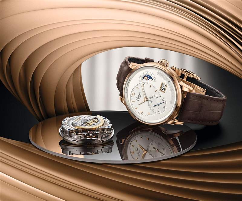 不規(guī)則的和諧美學(xué)!格拉蘇蒂原創(chuàng)首度推出年歷功能腕表-復(fù)刻表