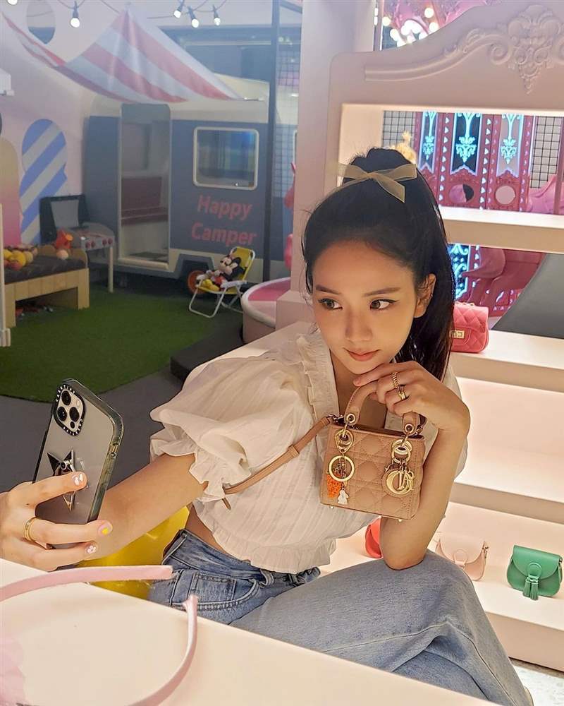 blackpink jisoo私服珠寶手表造型特搜！