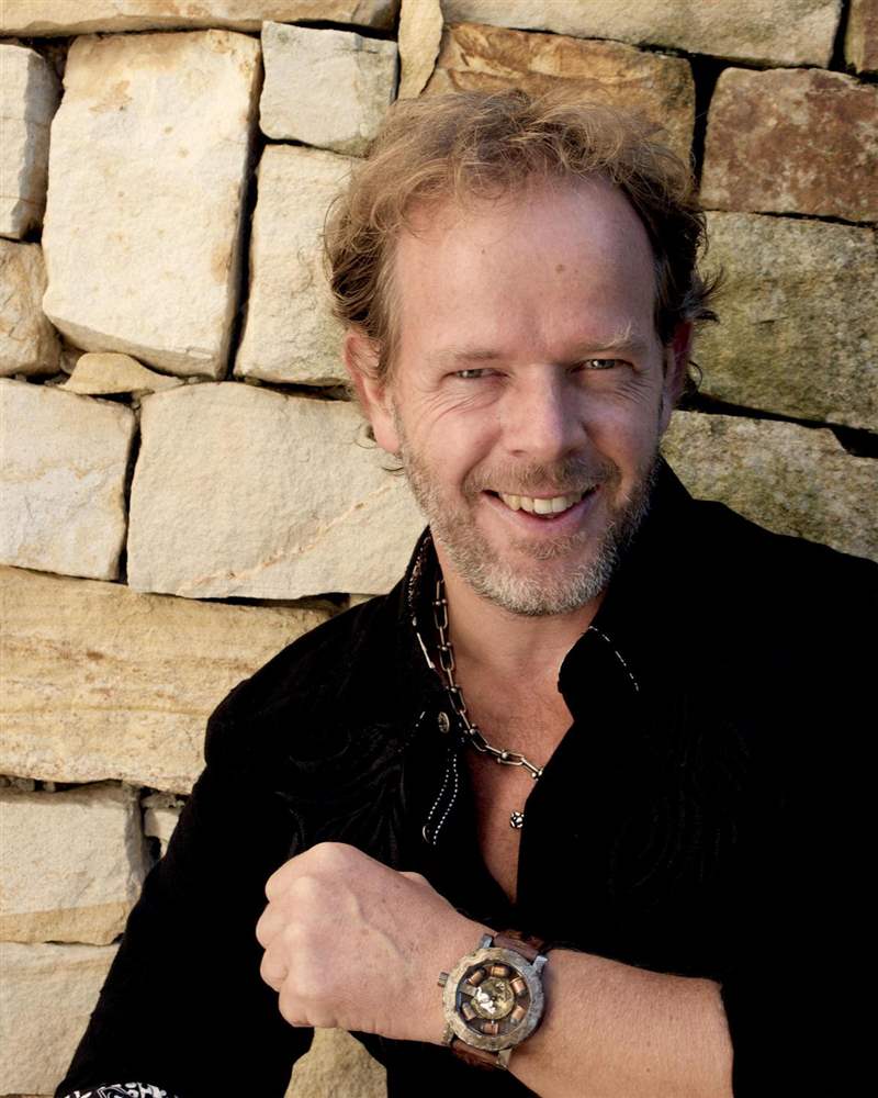 把意想不到的材料導(dǎo)入手表設(shè)計(jì)!獨(dú)立制表品牌ARTYA的創(chuàng)作之路-復(fù)刻表