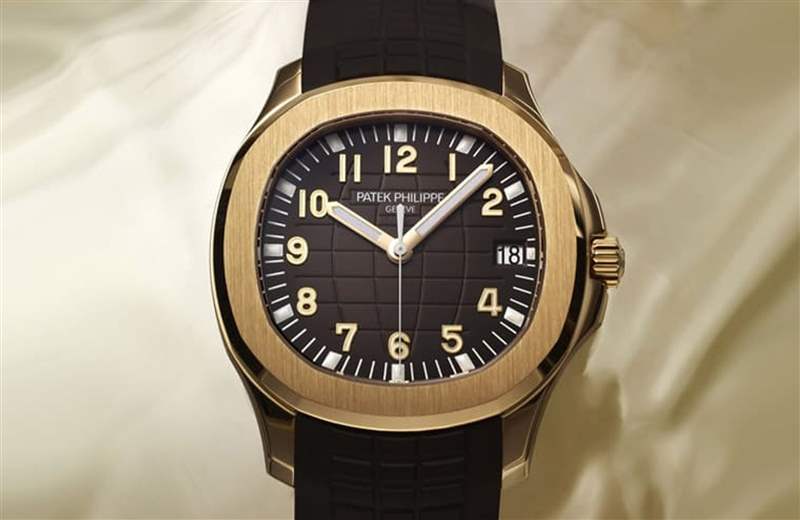 5167R-001是Aquanaut爆款中近兩個(gè)跌價(jià)幅度最高的一款錶，目前它的二級市場價(jià)格為109,000歐羅（折合約90.3萬港元），比起兩個(gè)多月前下滑將近20%。（Patek Philippe官網(wǎng)）