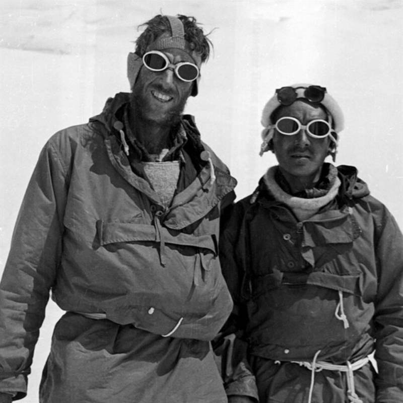 入正題講表前,先說一點歷史。 早于1953年,Edmund Hillary爵士及Tenzing Norgay成功登上珠穆朗 回顧Rolex Explorer歷史|369豈止是勞力士入門表!-復刻表