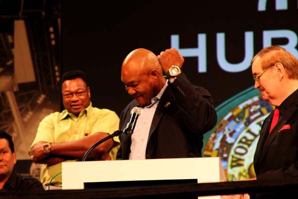 恒寶_12 拳擊傳奇的Hublot手表和拍賣會-復刻表