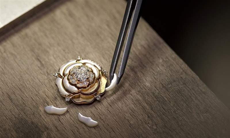 CHANEL - 一表一世界，融會精湛工藝的優(yōu)美章節(jié)︱CHANEL Mademoiselle Privé系列腕表